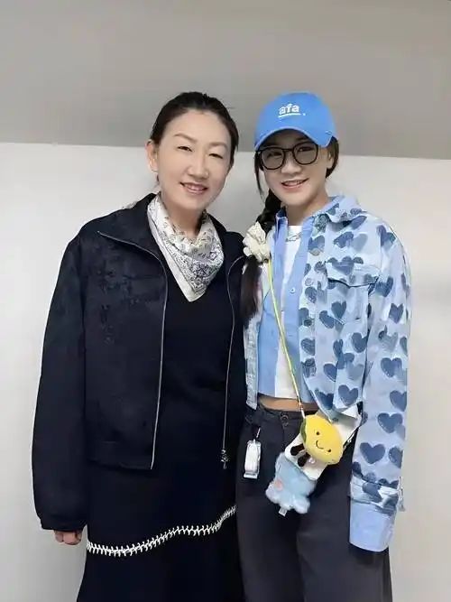 抢注4枚王楚钦商标，陈梦妈妈发声，上任新岗位，谁注意公司股东